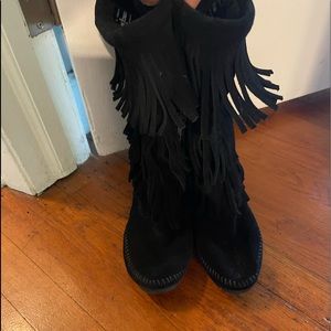 Minnetonka boots